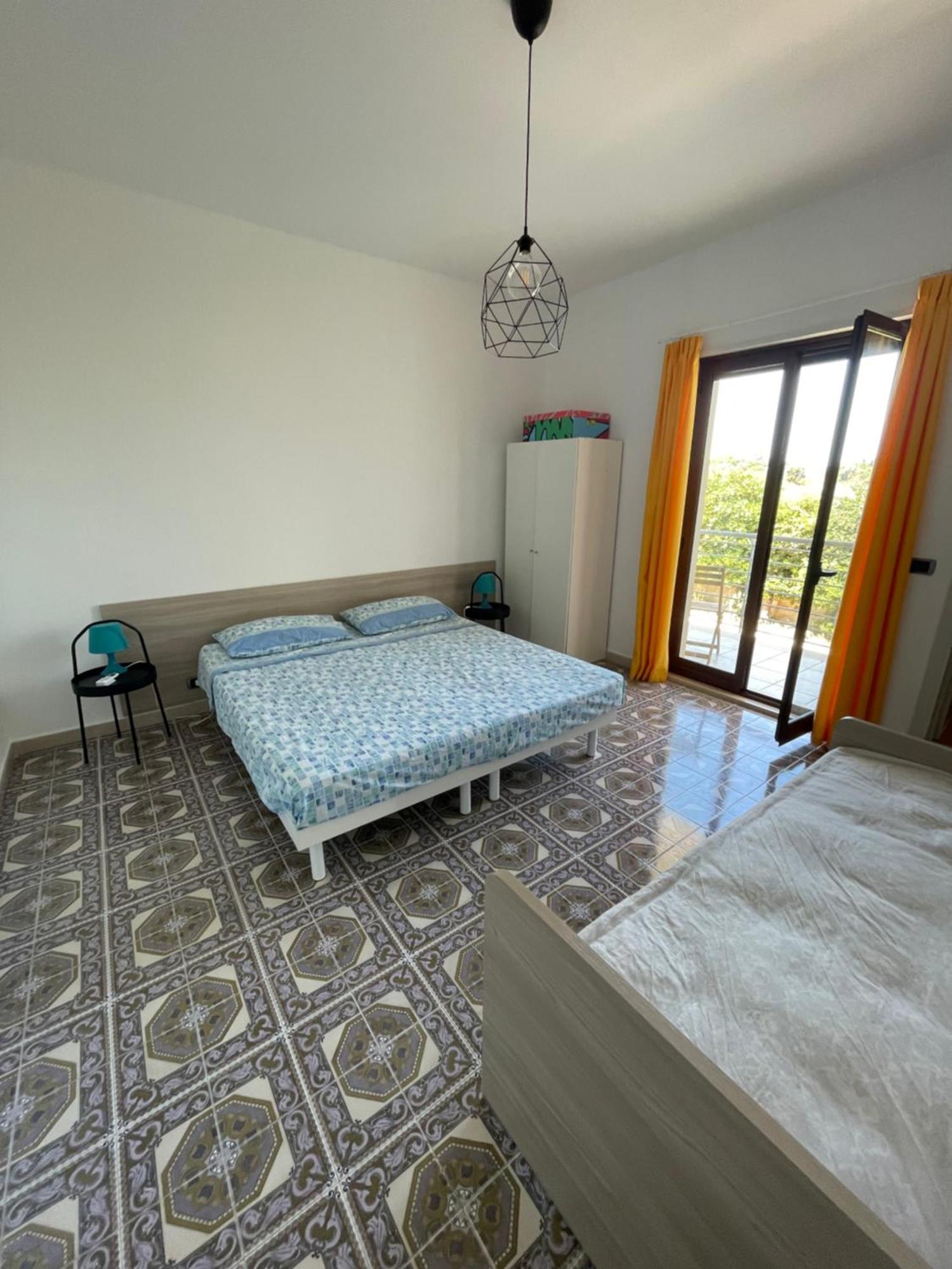 Trentatre Quarantatre Bed and Breakfast Mola di Bari Exteriör bild