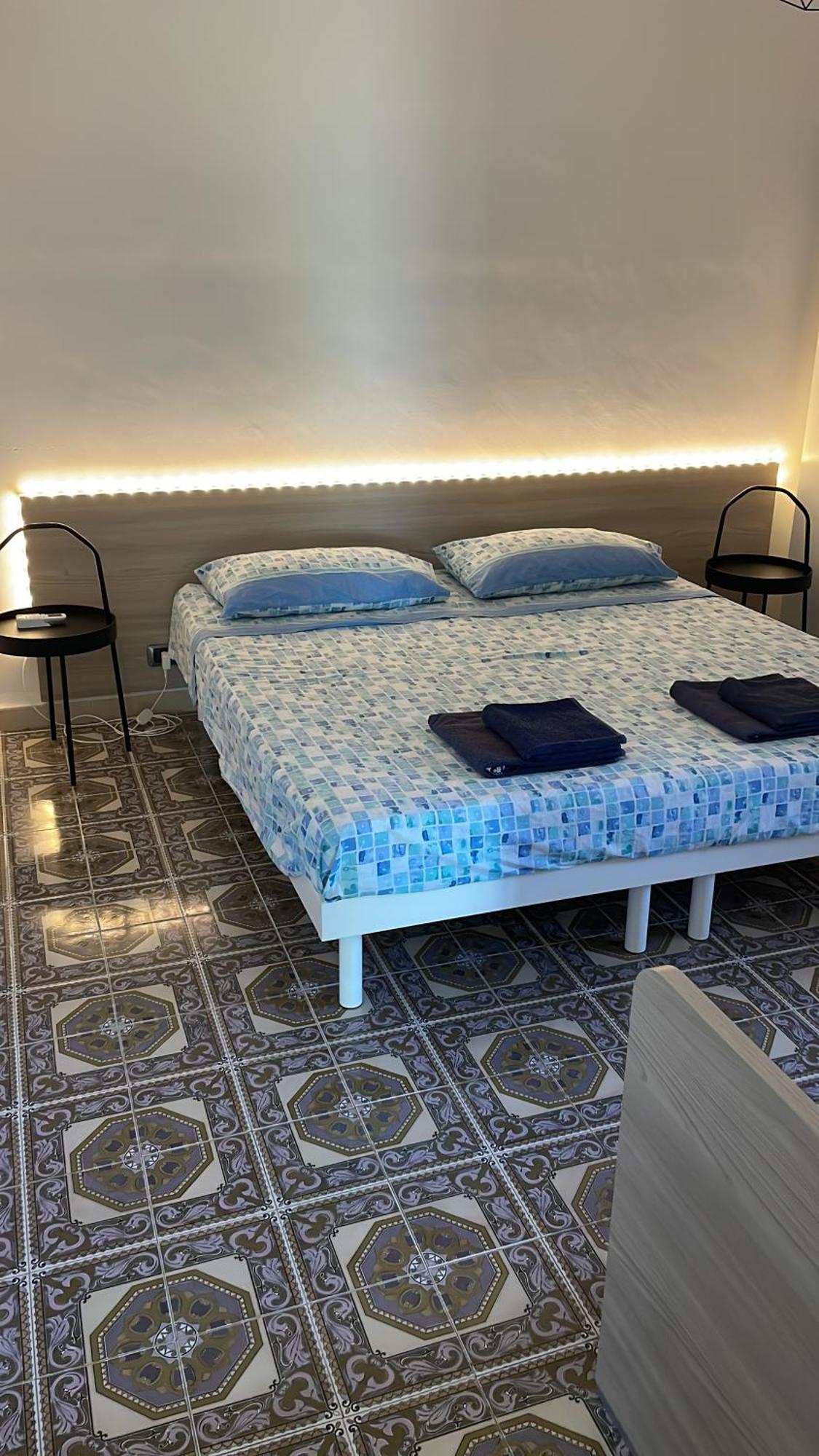 Trentatre Quarantatre Bed and Breakfast Mola di Bari Exteriör bild