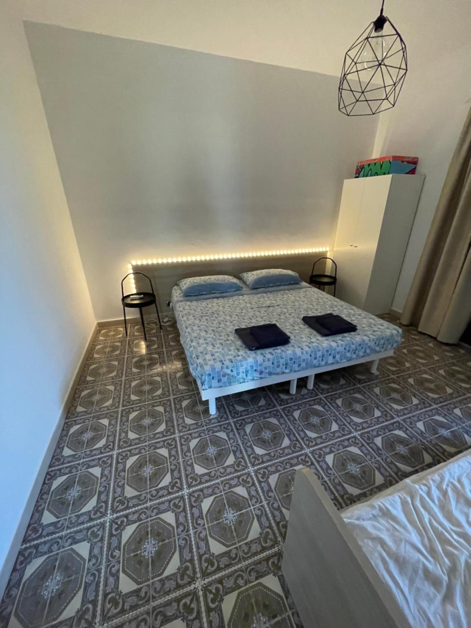 Trentatre Quarantatre Bed and Breakfast Mola di Bari Exteriör bild