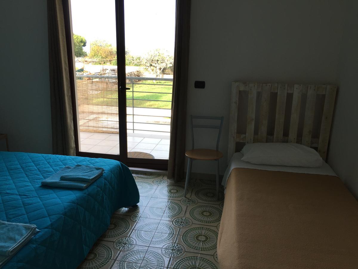 Trentatre Quarantatre Bed and Breakfast Mola di Bari Exteriör bild